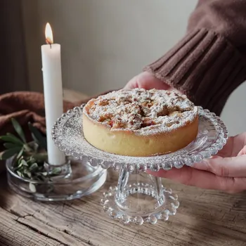 Utěrka Majas Cottage Podnos Majas na nožce z čirého skla