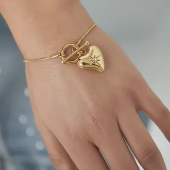 Náramek Náramek „Srdce s hvězdou“ z pozlacené chirurgické oceli č. 1819