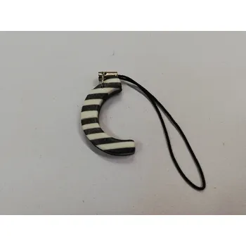 Přívěsek Fimo přívěsek na mobil - písmeno "C" černobílý