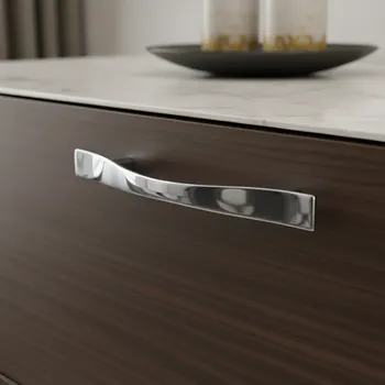 Nábytkové kování Interex design Úchytka WIX / Lesklý chrom 96 mm