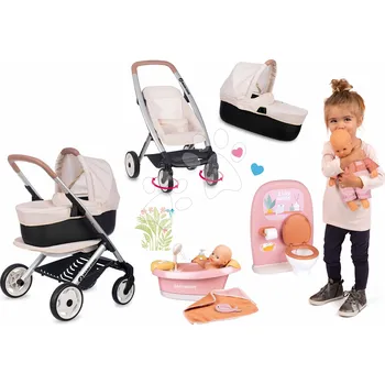Kočárek pro panenku Set kočárek trojkombinace s panenkou v koupelně Puschair Sandy Maxi Cosi&Quinny Smoby se záchodem a vanička s funkční sprchou