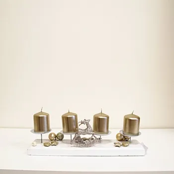 Vánoční svícen Adventní svícen na 4 zlaté svíce