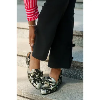 Dámské lodičky Kožené Lodičky S Květinami A Mašlí Černé N6539-44 40