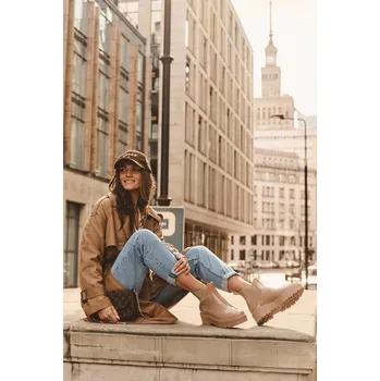 Dámská zimní obuv Lakované Botky Kalhoty Na Platformě Big Star MM274396 Bežové 41