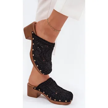 Dámské žabky Háčkované Dámské Pantofle Na Podpatku Černé Senevia 40