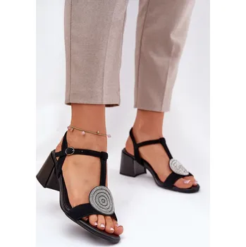 Dámské sandále Kožené Sandály Na Podpatku S Ozdobou D&A JC51-842 Černé 38