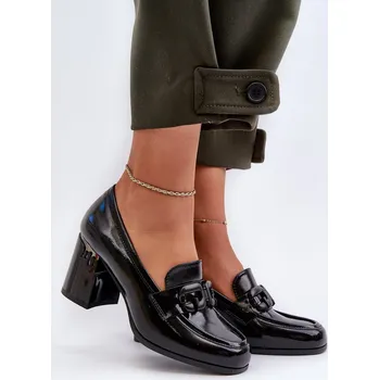 Dámské lodičky Dámské lakované lodičky na podpatku černé D&A MR38-973 40