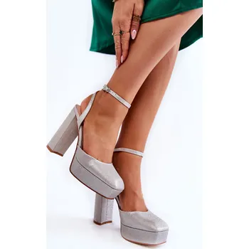 Dámská obuv Dámské sandály třpytivé na podpatku stříbrne Rosel 41