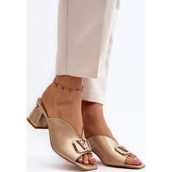 Dámské sandále Elegantní dámské sandály na podpatku Laura Messi 2771 zlaté 36