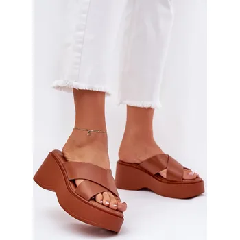 Dámské sandále Dámské sandály na platformě a klínu camel Nelithraea 41