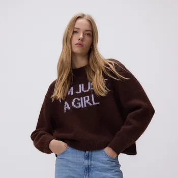 Dámský svetr Reserved - Svetr s nápisem - hnědá - 443HI-88X - 443HI-88X-L