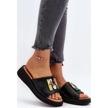 Dámské žabky Dámské kožené žabky s ozdobou černé Asames 37