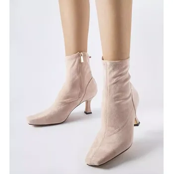 Dámské polobotky Boty na podpatku model 204738 Solea 39