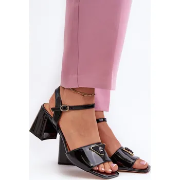 Dámské sandále Elegantní Lakované Sandály Na Podpatku Černé D&A MR38-660 36