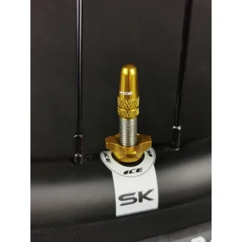 2x Čepička / matička zlatá