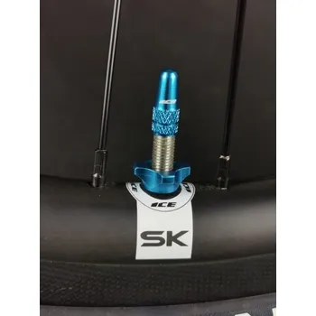 2x Čepička / matička modrá