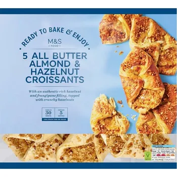 Marks & Spencer Croissanty s oříškovým krémem k dopečení