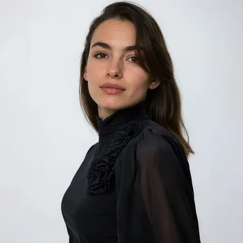 Dámské tričko Reserved - Tričko s květinovým zdobením - černý - 661IU-99X - 661IU-99X-L