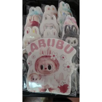 Jedlá dekorace na dort Lucie´s Sprinkles Curková dekorace na dort Labubu - sada zápichů