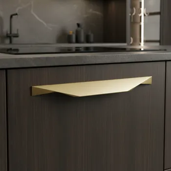 Nábytkové kování Rujzdesign Úchytka VALENCIA / Zlatá broušená 256 mm