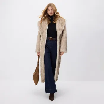 Dámský kabát Reserved - Kabát z napodobeniny kožešiny - vícebarevná - 042HV-MLC - 042HV-MLC-L