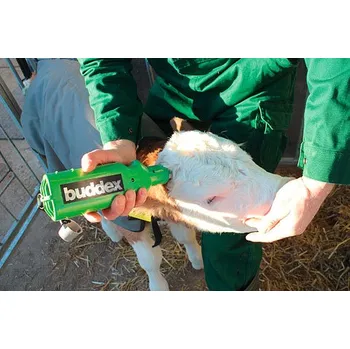 BUDDEX akumulátorový odrohovač pro skot