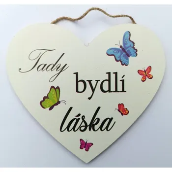 Bondecor Dřevěná dekorace srdce "Tady bydlí láska" 15x17cm Jazyk: SK