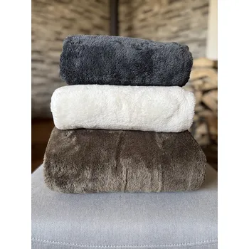 deka Měkoučká plyšová deka Barva: Antracit