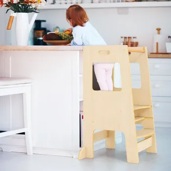 učicí věž Costway Dřevěná masivní učící věž Montessori s tabulí