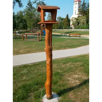 Krmítko pro ptáka Krmítko na kůlu