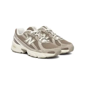 Dámské tenisky New Balance Sneakersy GR740SA Hnědá 36