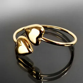 Náramek Náramek z pozlacené oceli s dvěma srdci č. 1565