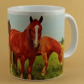 Hrnek Koně na pastvině