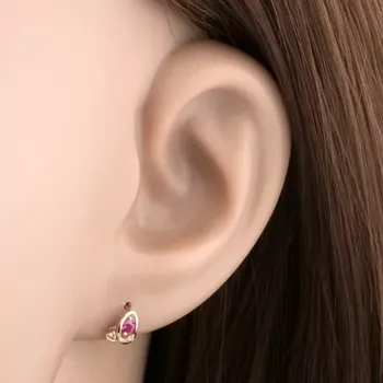 Náušnice Náušnice ze žlutého 14K zlata - keltský uzel, jeden růžový a dva čiré zirkony