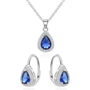 Souprava šperků Půvabná stříbrná souprava šperků se zirkony AGSET361R (přívěsek, řetízek, náušnice) Beneto