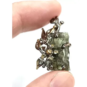 Přívěsek Stříbrný přívěsek s vltavínem VKE272