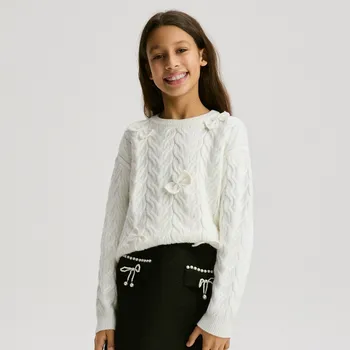 Dívčí svetr Reserved - Pletený svetr s mašlemi - krémová - 825FH-01X - 825FH-01X-158