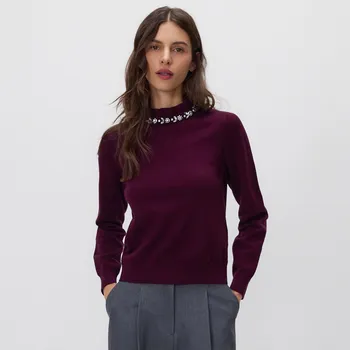 Dámský svetr Reserved - Svetr s&nbsp;dekorativní aplikací - tmavě fialová - 7242B-49X - 7242B-49X-XXL