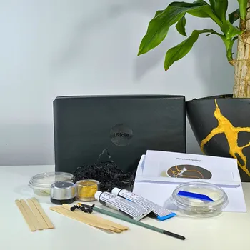 Obraz Sada pro techniku Kintsugi DIY – oprava keramiky
