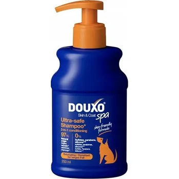 Kosmetika pro psa DOUXO Skin & Coat SPA 2v1 Rozčesávací 250ml bezpečný šampon s kondicionérem