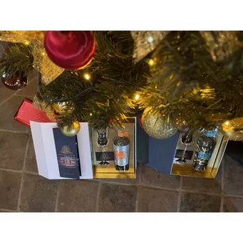 Pálenka Raspenava Distillery Dárkový box RÝDZI bílý prázdný