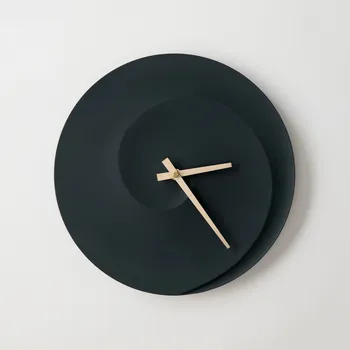 Hodiny ODLITO.CZ Betonové nástěnné hodiny Spirála 30 cm – černá, světlé ručičky