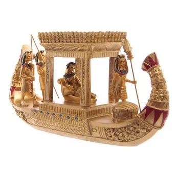 Zlatá egyptská loď