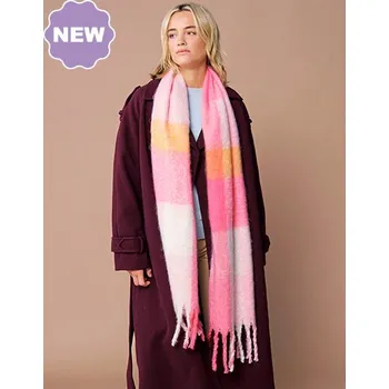 Módní doplněk Beechfield - Šála Fluffy Check CB494