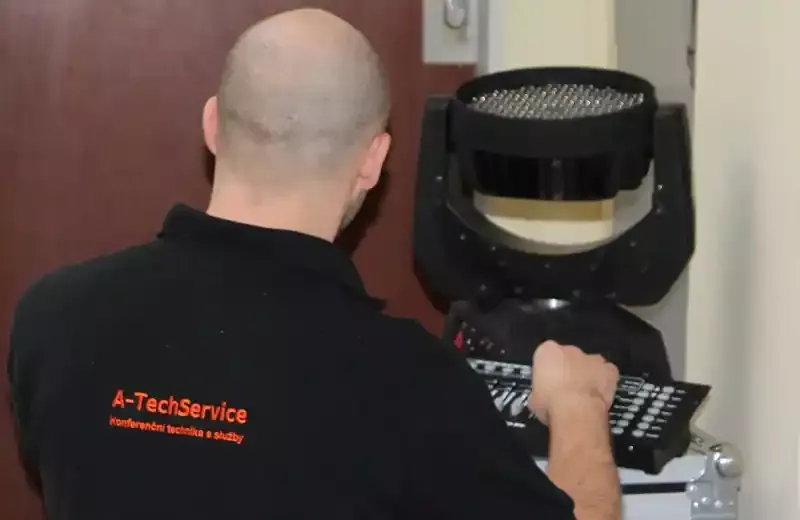 Instalace a deinstalace audiovizuální, prezentační techniky