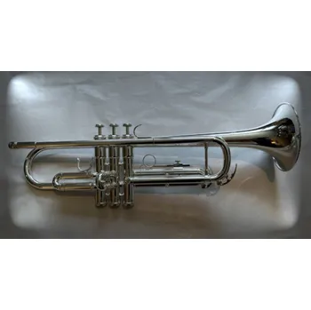 M.Jiracek & sons model 130S, B trumpeta postříbřená s pouzdrem, b kus pevné pouzdro!