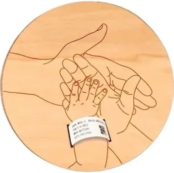 Dřevěná pamětní tabulka 14,8 x 14,8 cm s gravírováním Otvory pro novorozenecké údaje Dekorační dárek k narození miminka Přírodní vzpomínková cedulka