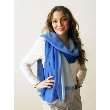 Šála Prstýnková pašmína exclusive ombré modrá