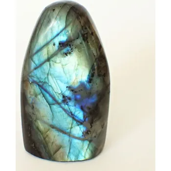 Přírodní kámen Labradorit z Madagaskaru 90x50mm