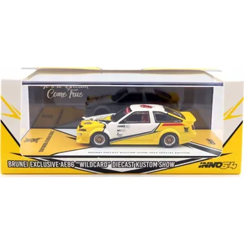 auto na autodráhu INNO64 Toyota Sprinter Trueno AE86 Brunei Diecast Kustom Show 2024 WILDCARD
